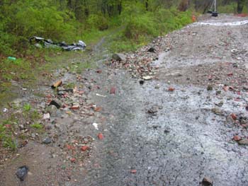 Landfill Flooding 051406 107